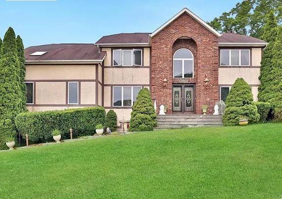 MOTIVATED SELLER amp ; Exceptional Investment Opportunity in Sought After Nanuet, Rockland County, NY !