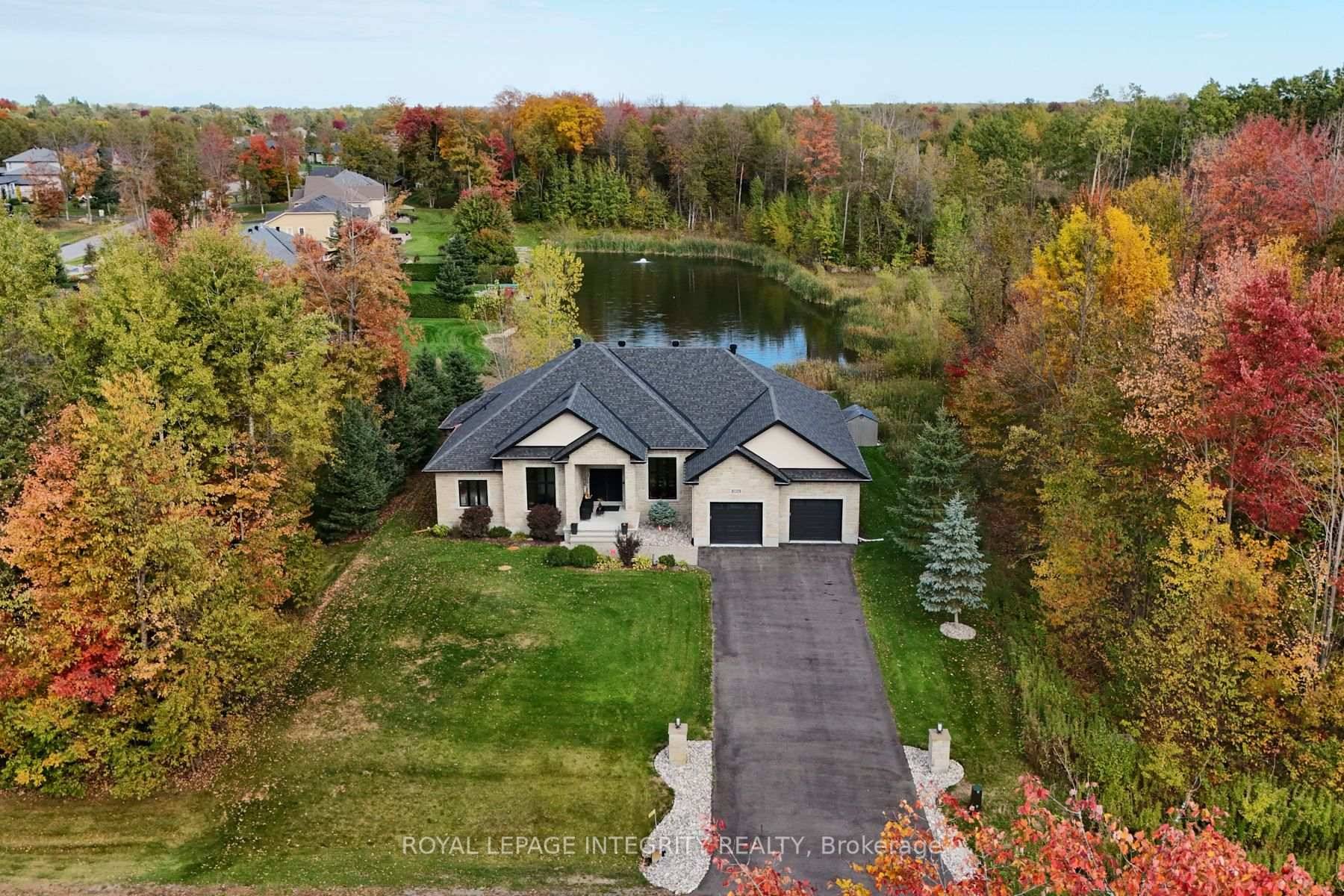 Welcome to this stunning custom built bungalow on the water in the sought after Cedarlakes community !