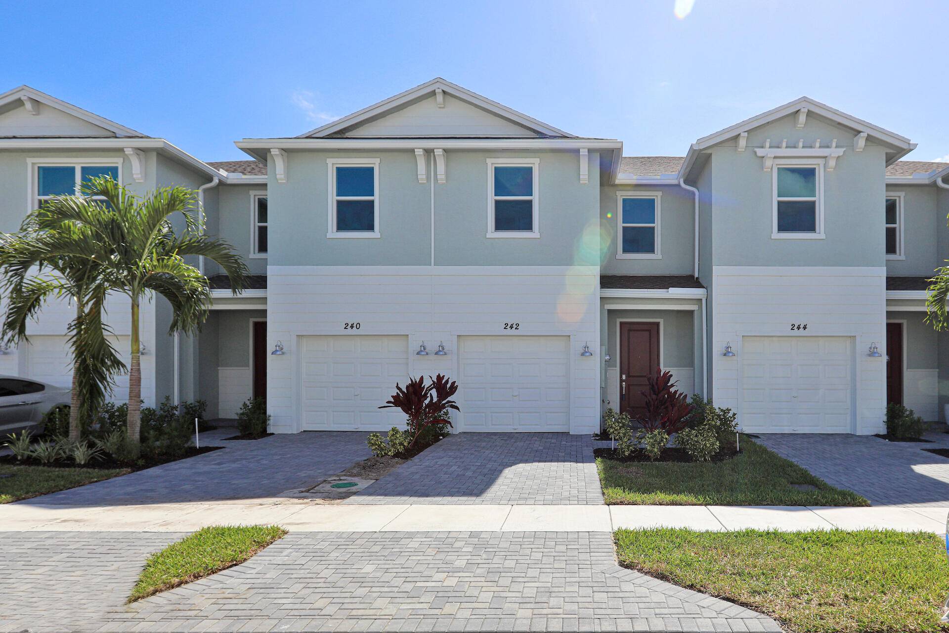 Take advantage of up to 10, 000 in SELLER credits to help BUYER close on their new dream home credit subject to lender approval and final terms View this home ...