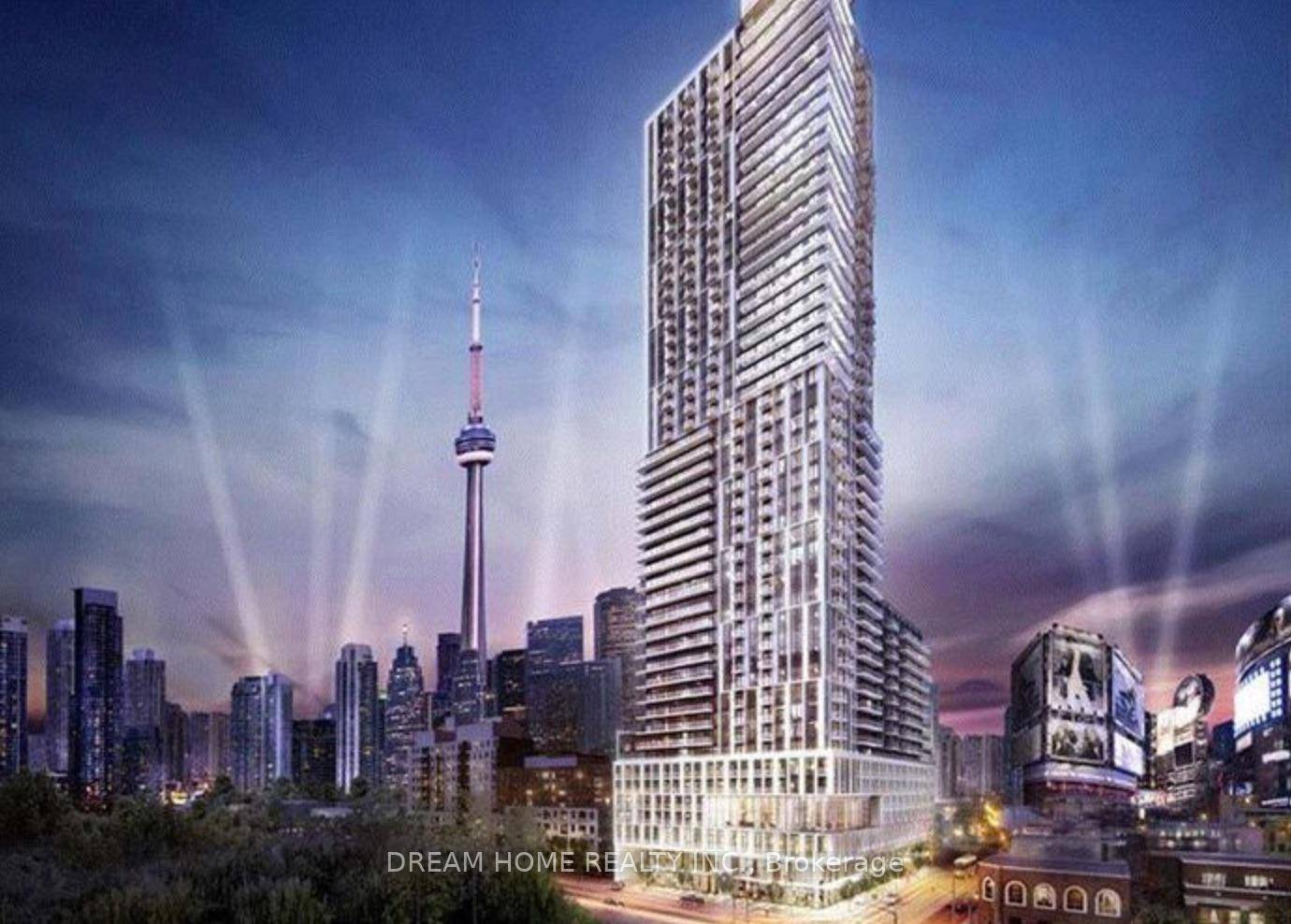 Amazing 2 Bedroom Corner Unit with Great Natural Lights, Unobstructed E Views !