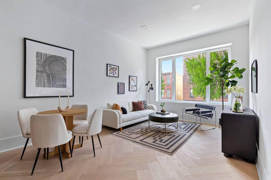 FINAL UNIT IMMEDIATE CLOSING Step into refined luxury at Arborstone Brooklyn, a prestigious new development featuring just three expansive residences designed with discerning tastes in mind.