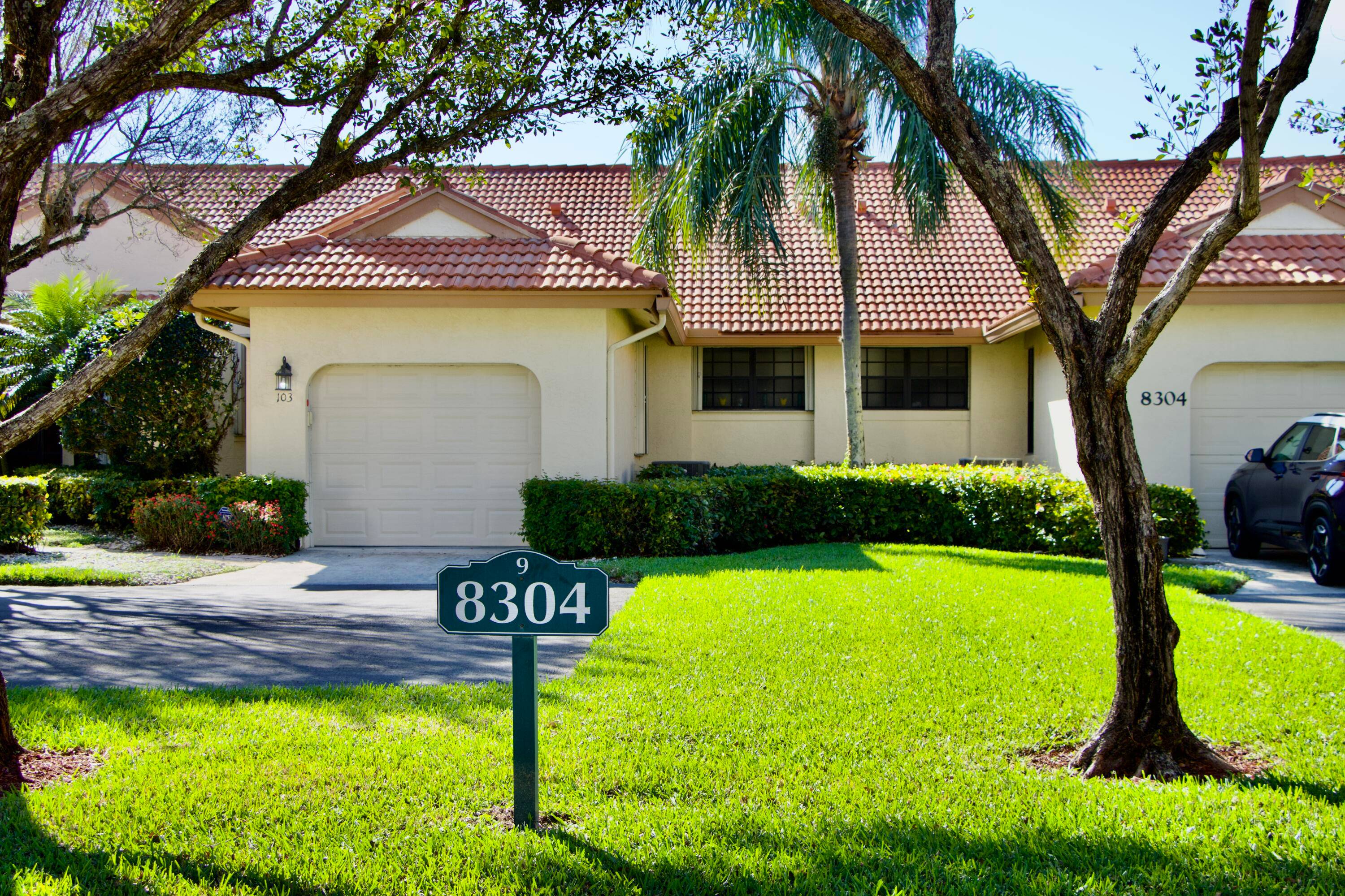 .. Rarely available Santa Barbara model in the Harbours Aberdeen East.
