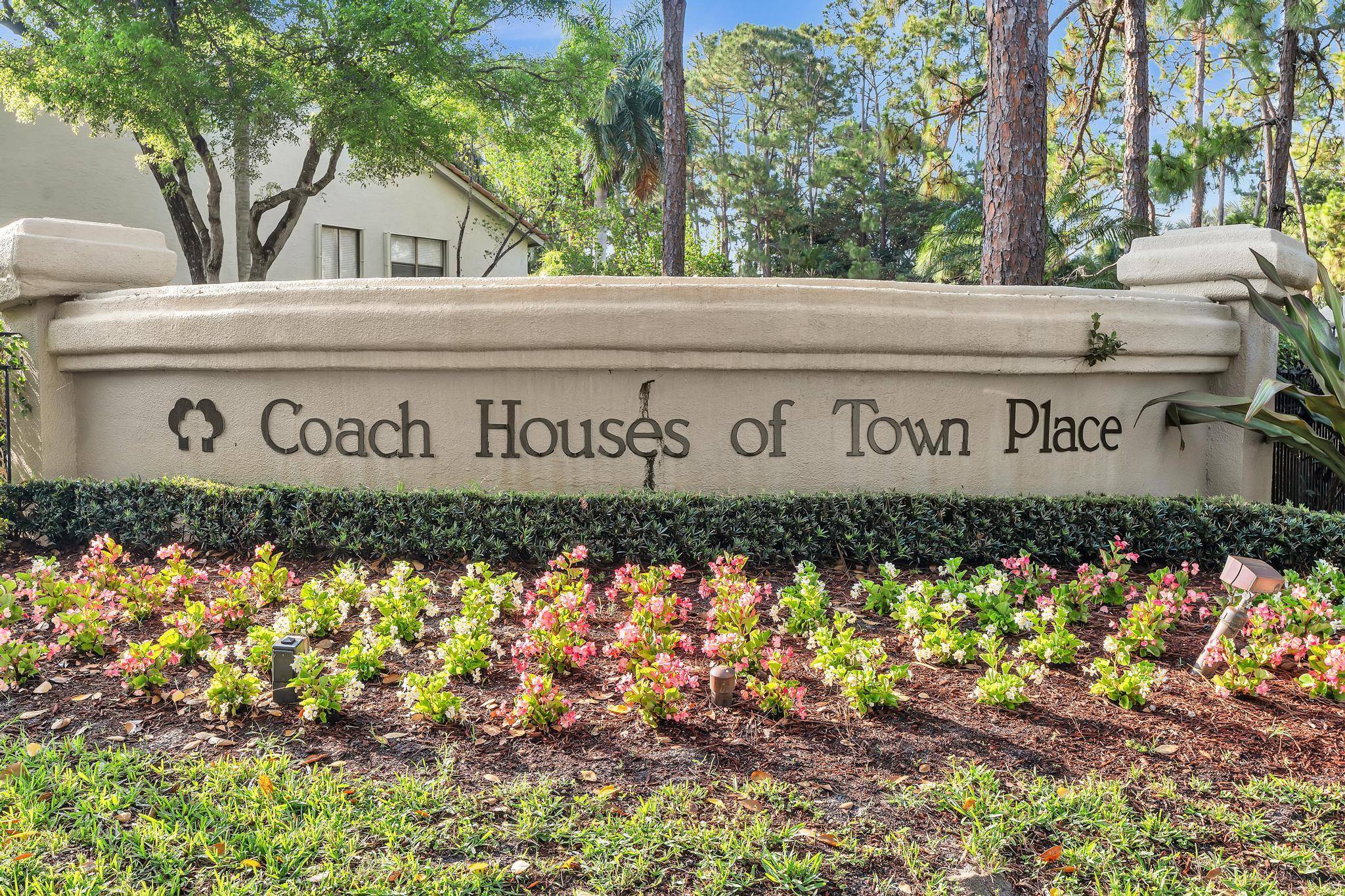 Beautiful move in condo located in the Coach Houses Community, situated in the heart of Boca Raton.