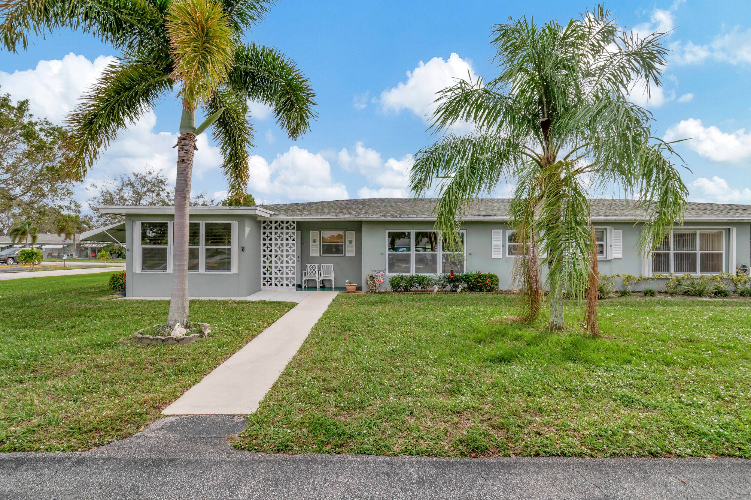 PARTIAL IMPACT GLASSUPDATED ELECTRICAL PANELEnjoy every day in this light, bright villa located in desirable High Point of Delray Beach neighborhood.