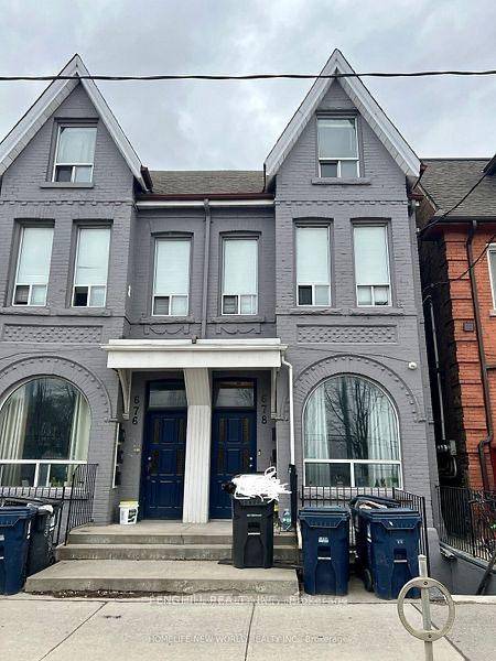 Location, Location, Location, Good Beautiful Semi Detached With 2 Spacious big Bedrooms, high celling, close university of toronto, little Italy, Toronto Western Hospital, TTC at door, Banks, Restaurant, Pubs, Walk ...