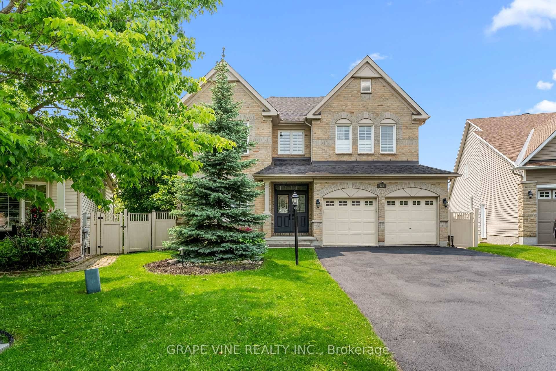 421 Keith Crescent Luxury Living Backing Onto Protected Forest.