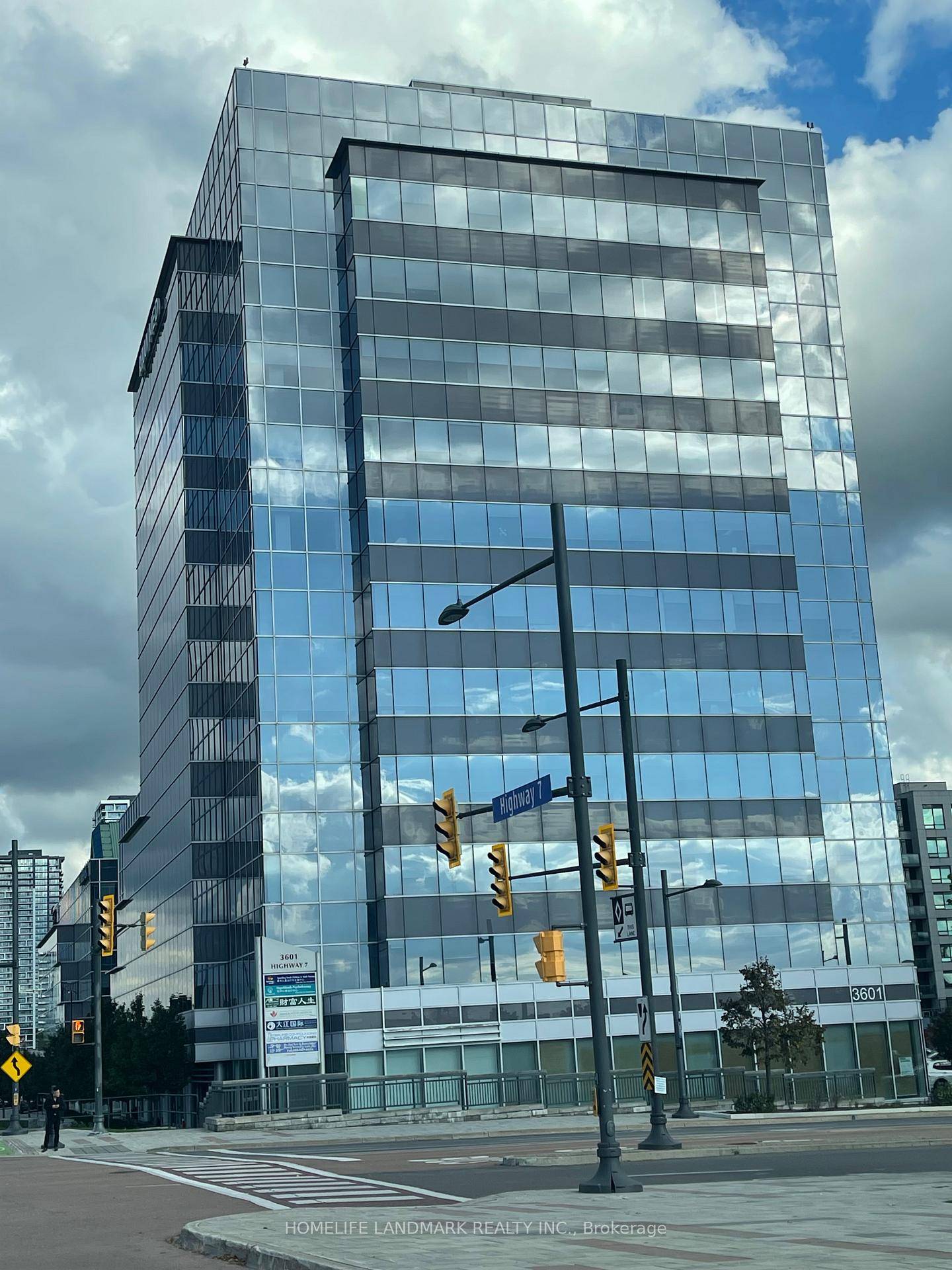 Professional Class A Building In Prime Markham Location, Liberty Square, Excellent Layouts, Separate Four Professional Office Rooms With Large Open Meeting Room, Reception And Kitchenette Area With Water Supply And ...
