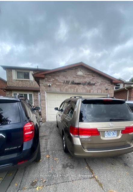 EXCELLENT LOCATION IN AJAX, WITH SEPARATE ENTRNCES 2 BEDROOM BASEMENT.