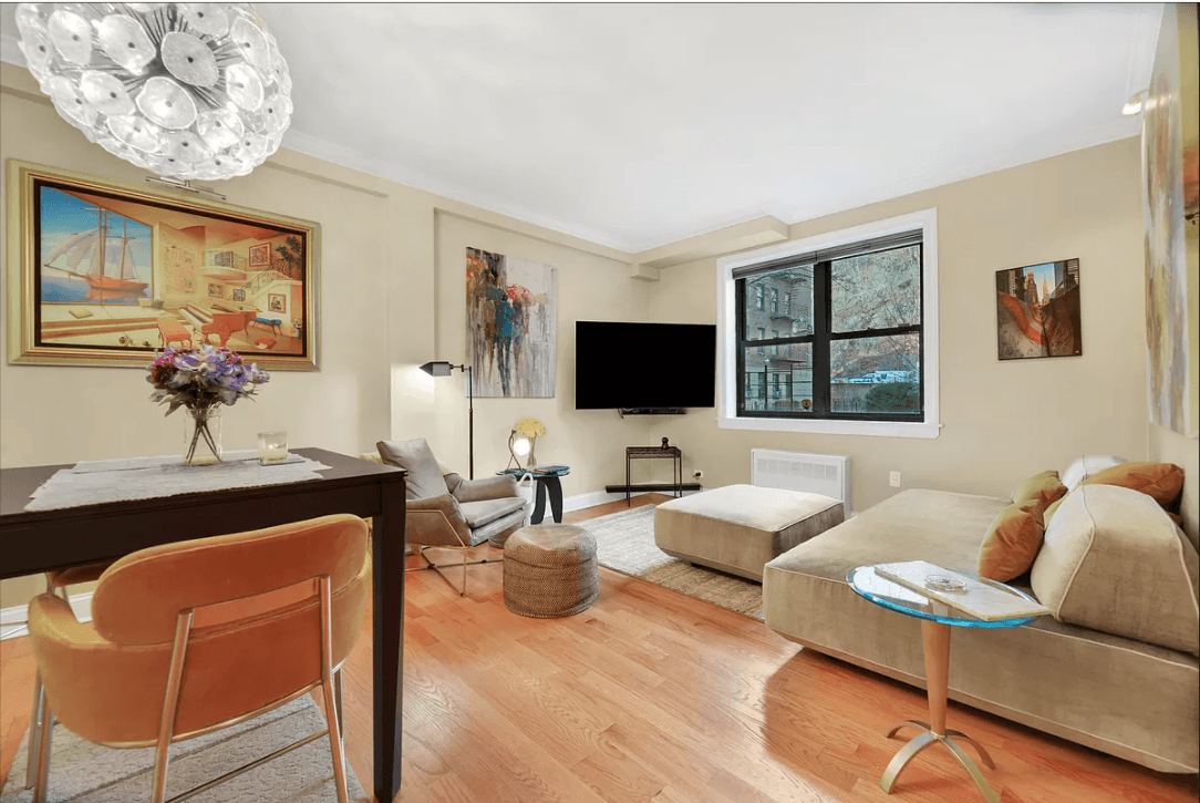 GARDEN VIEWS enhance your quality of life in this lovely, recently renovated two bedroom home that delivers convenience and affordability.