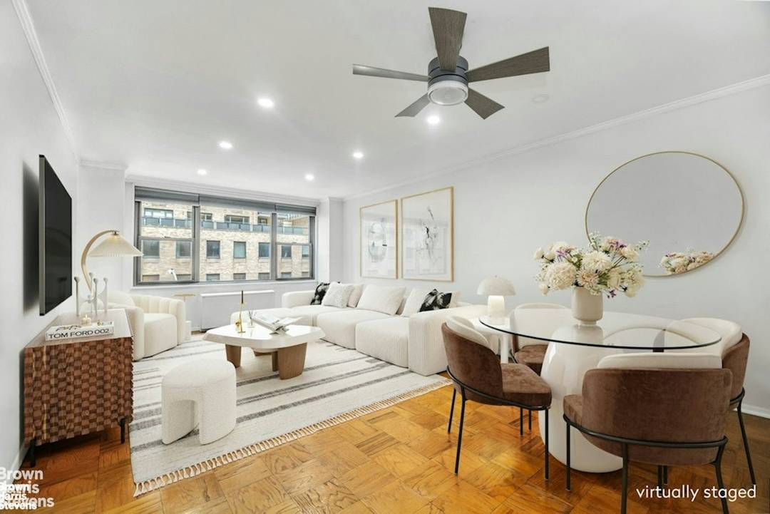 Charming Renovated One Bedroom in Full Service Co op Welcome to this beautifully renovated and spacious one bedroom home located at 305 East 40th Street, Apt 4F, in a full ...