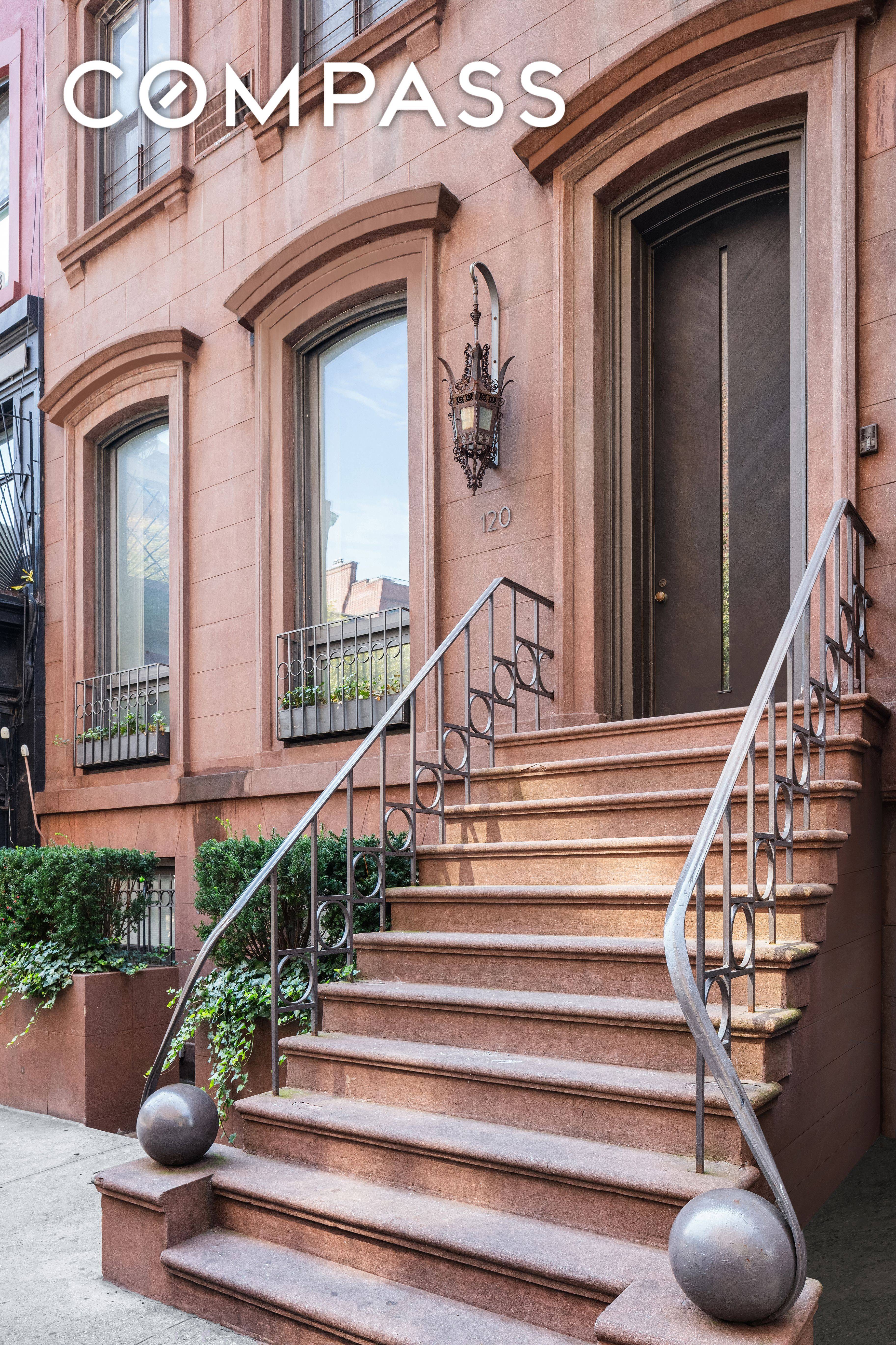 25 Foot Townhouse in the Heart of Gramercy.