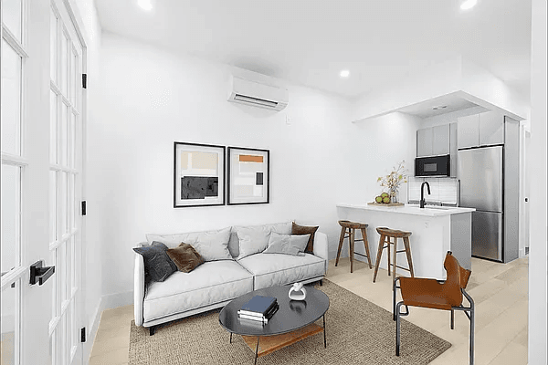 Welcome to Unit 3L at 549 Meeker Avenue !