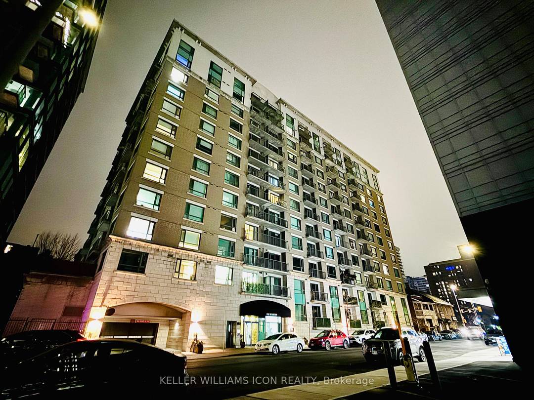 FULLY FURNISHED 2 BEDROOMS DEN UNBEATABLE LOCATION.