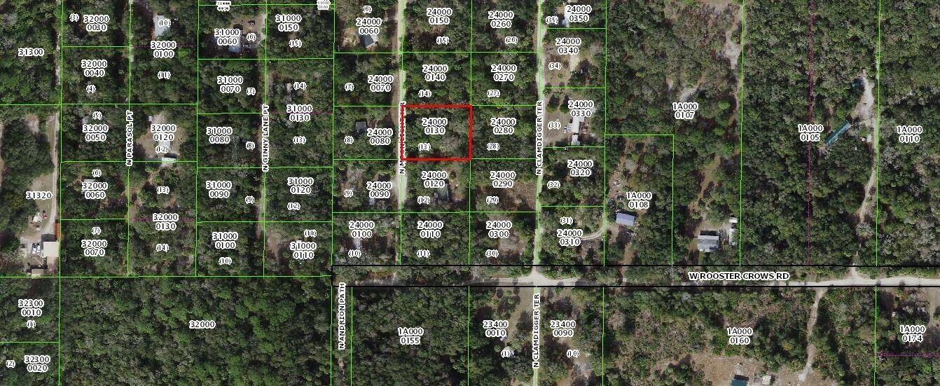 Buildable lot, lots of local attractions, in a quite old Florida style town.