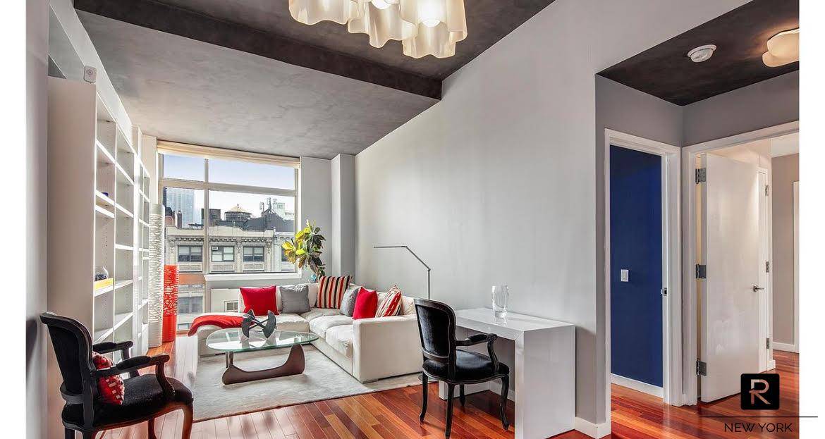 Open Views 11 Foot Ceilings Washer Dryer Residence 16D is a swank 2 bedroom 2 bathroom condominium that delivers the entire package.