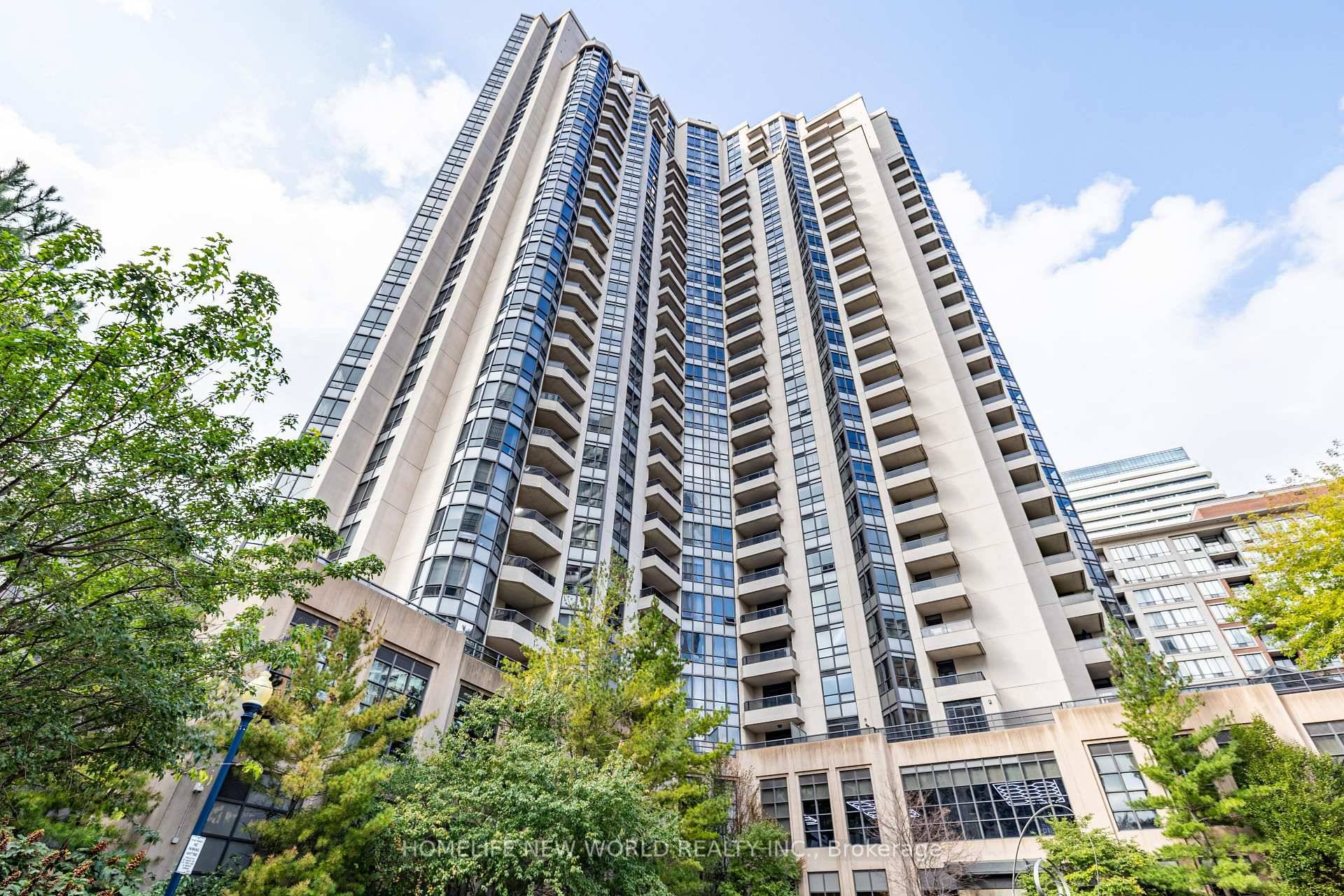 Huge 2 Den corner unit in prime Willowdale !