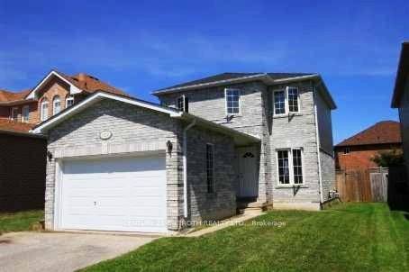 Three bedroom starter in Alcona.