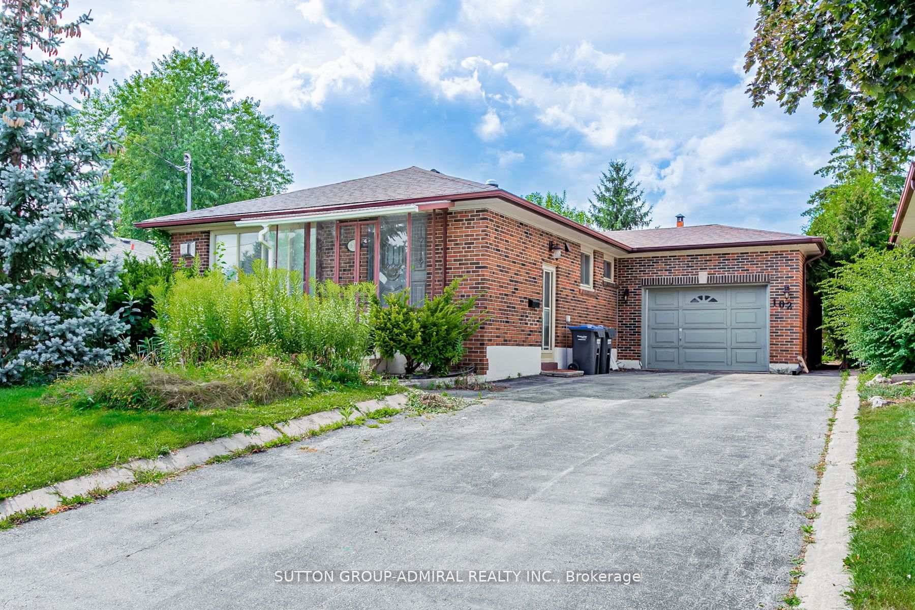 Great Opportunity ! 3 Bedroom 1 Washroom Upper Portion Of The House For Lease In The East Area Of Brampton.