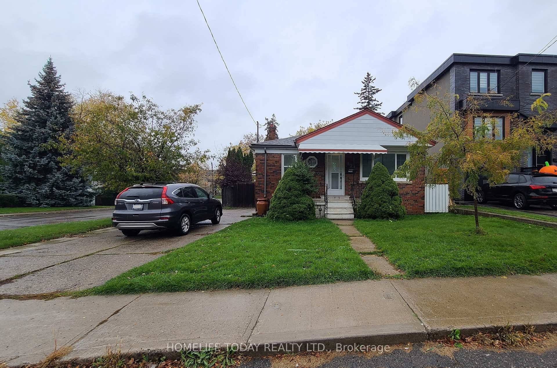 Beautifully renovated from top to bottom never occupied since the renovation !