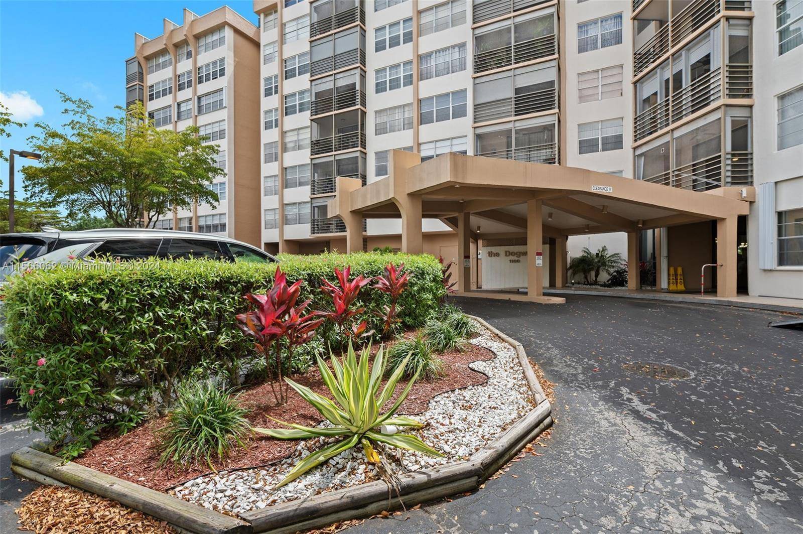 1100 Saint Charles Place Condo Palm Beach