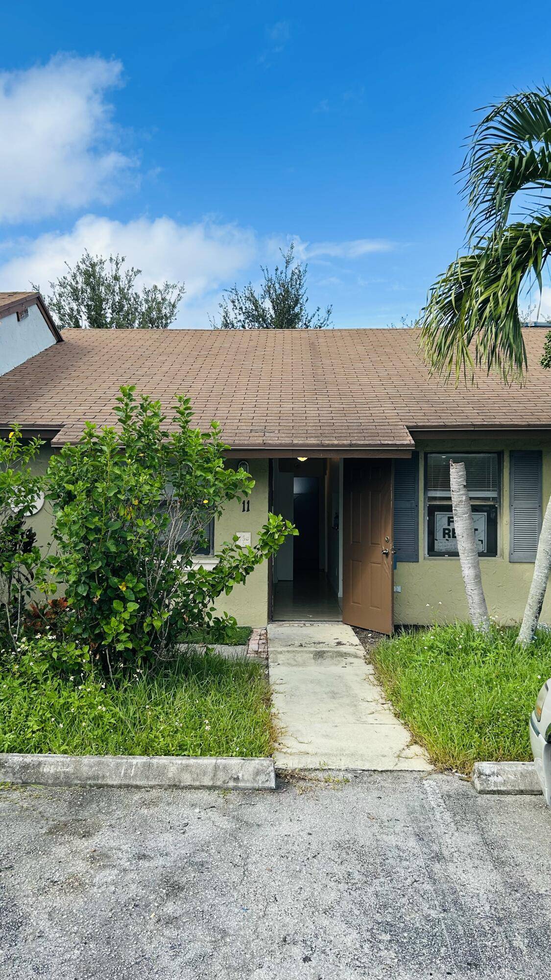 Welcome to this beautifully maintained 2 bedroom, 2 bathroom home with no HOA, offering the freedom to make it truly your own.