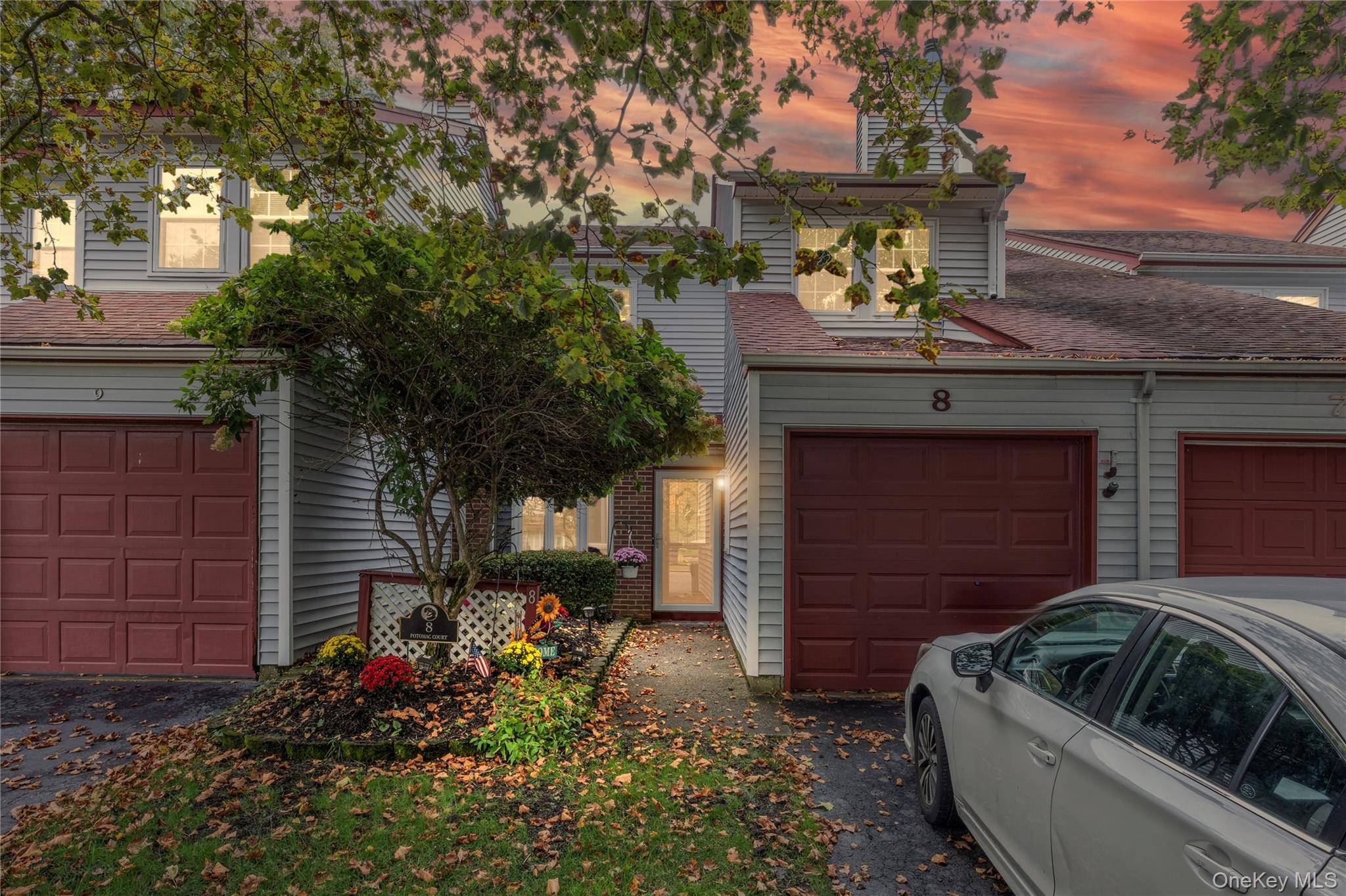 Welcome Home to Strathmore Court Where Comfort Meets Luxury Living !