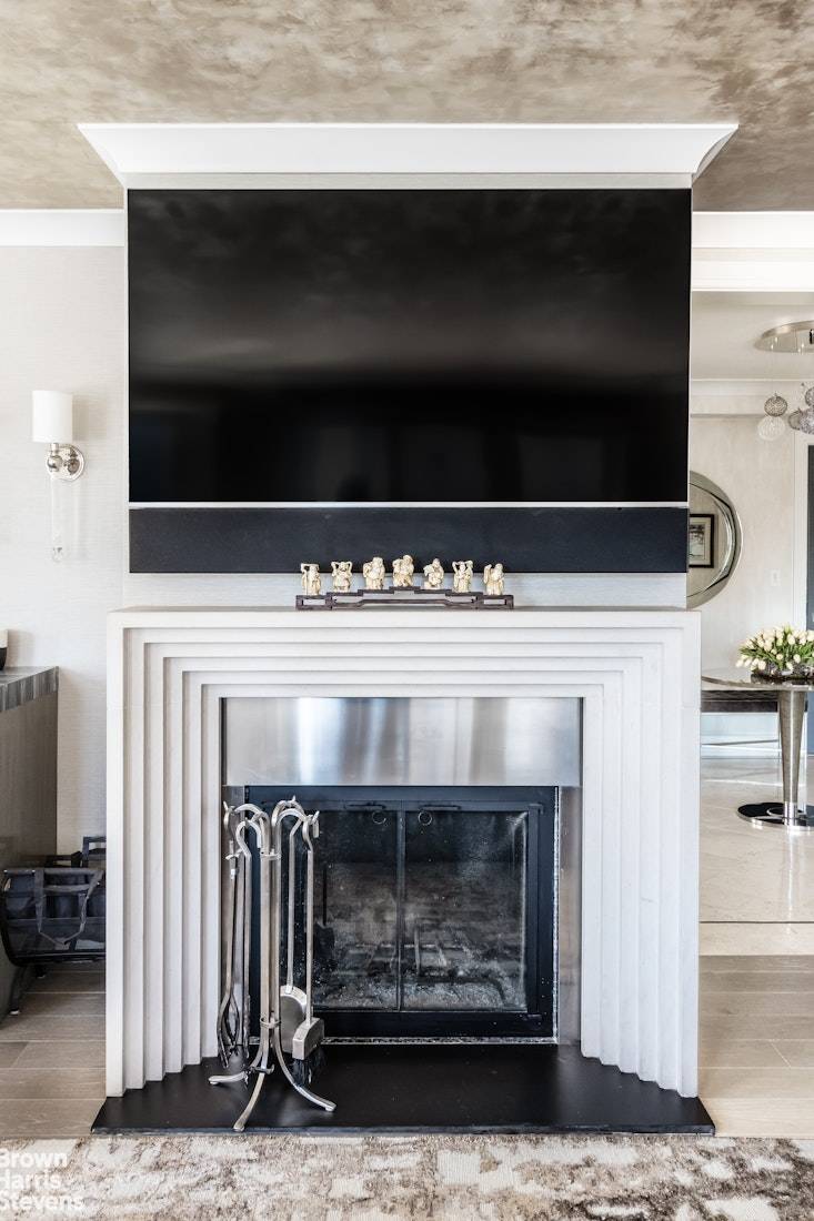 Lavish Designer Penthouse Duplex with Terraces JUST LISTED !