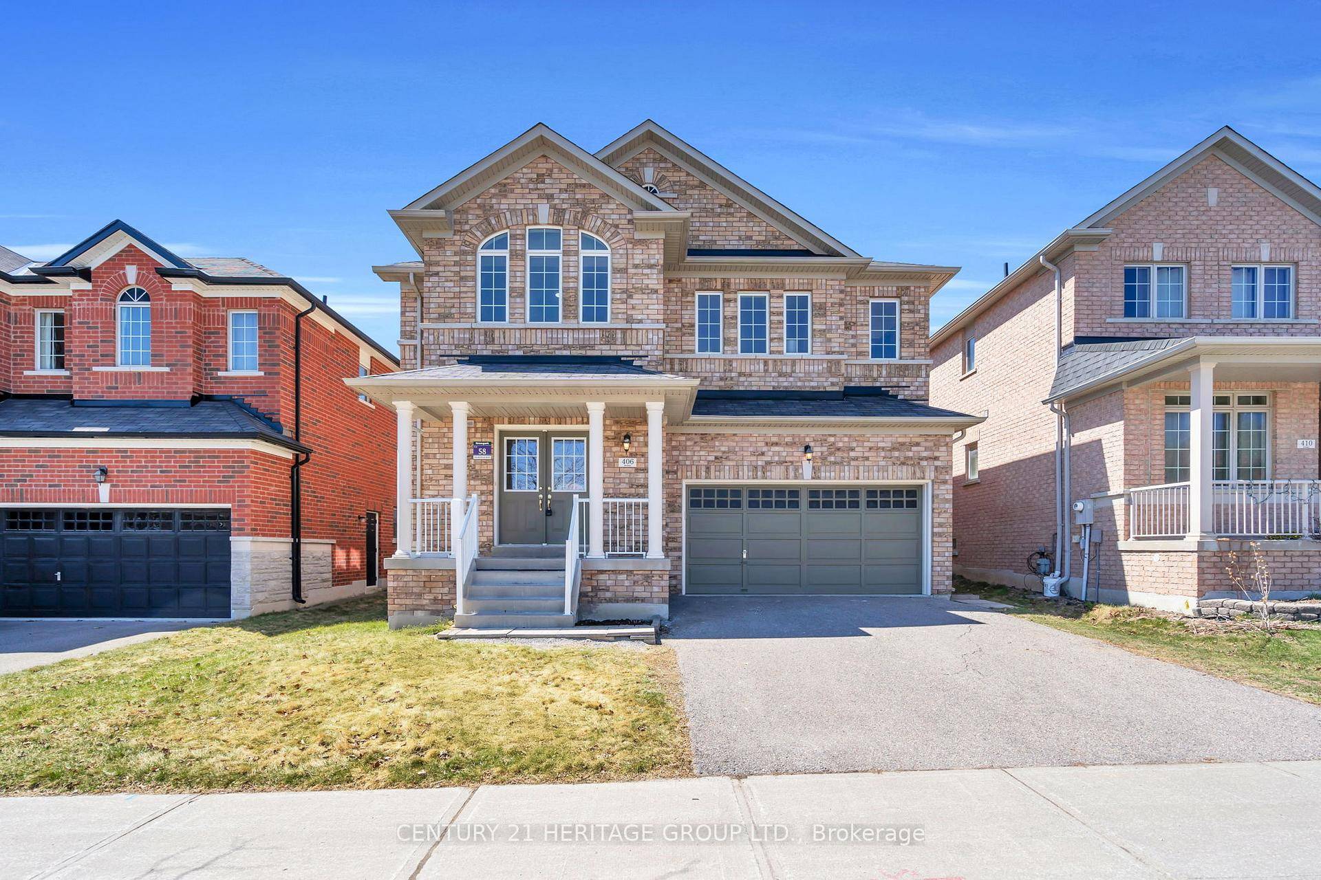 Luxury Living In Desirable Bayview Northeast.