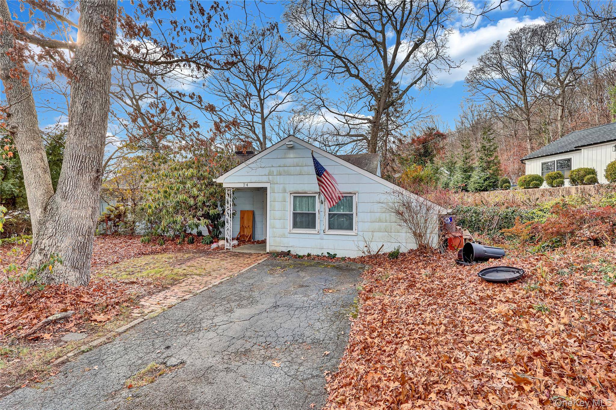 Opportunity to make this home your own in a highly desirable Melville neighborhood.
