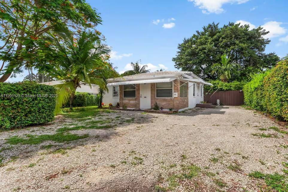 Welcome to this beautifully maintained 2 bedroom One bath with a den Miami Shores gem a turnkey, making it a rare find for both investors and homeowners seeking a profitable ...
