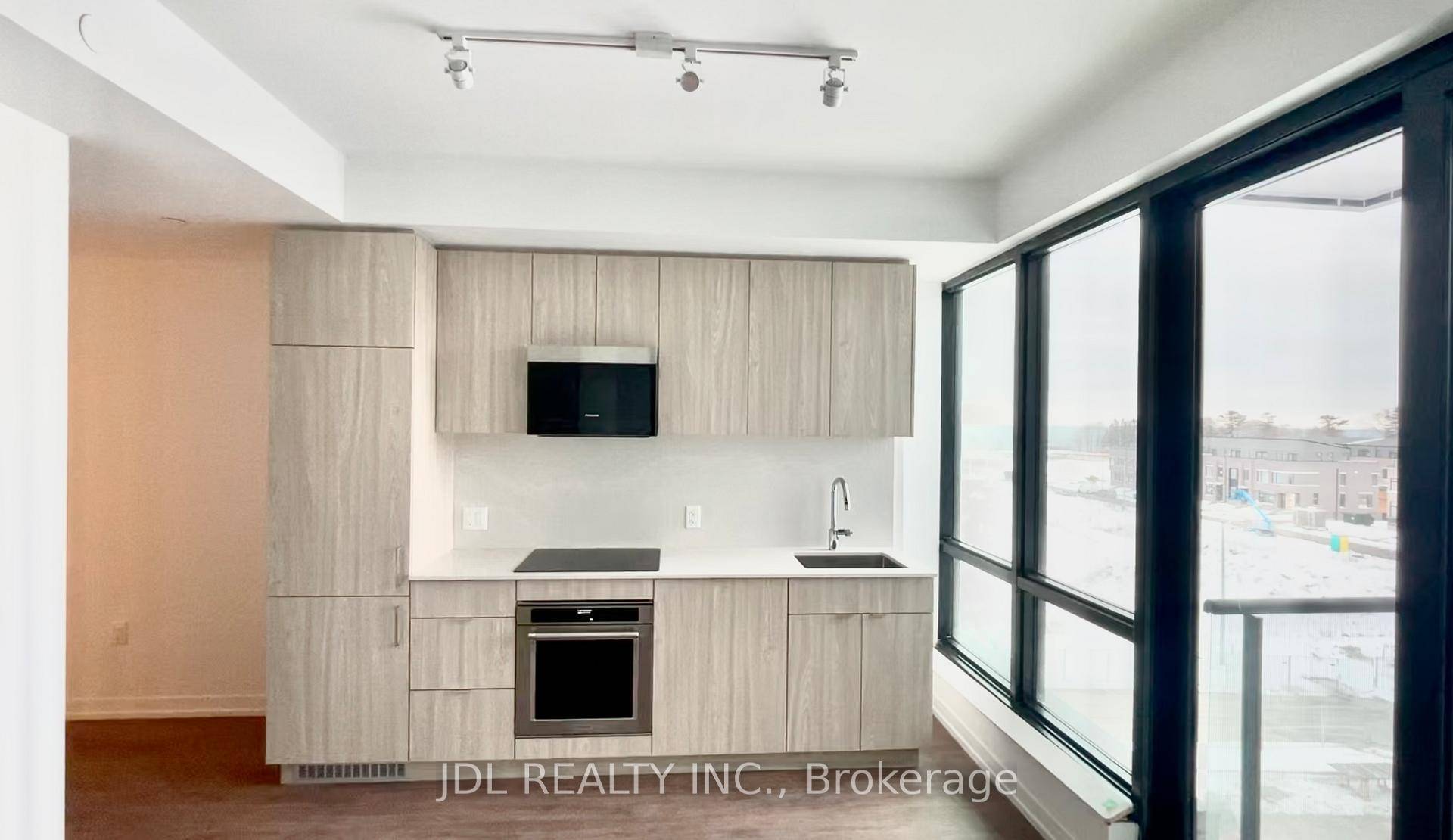 Welcome to Brightwater, Port Credits newest luxury waterfront community.