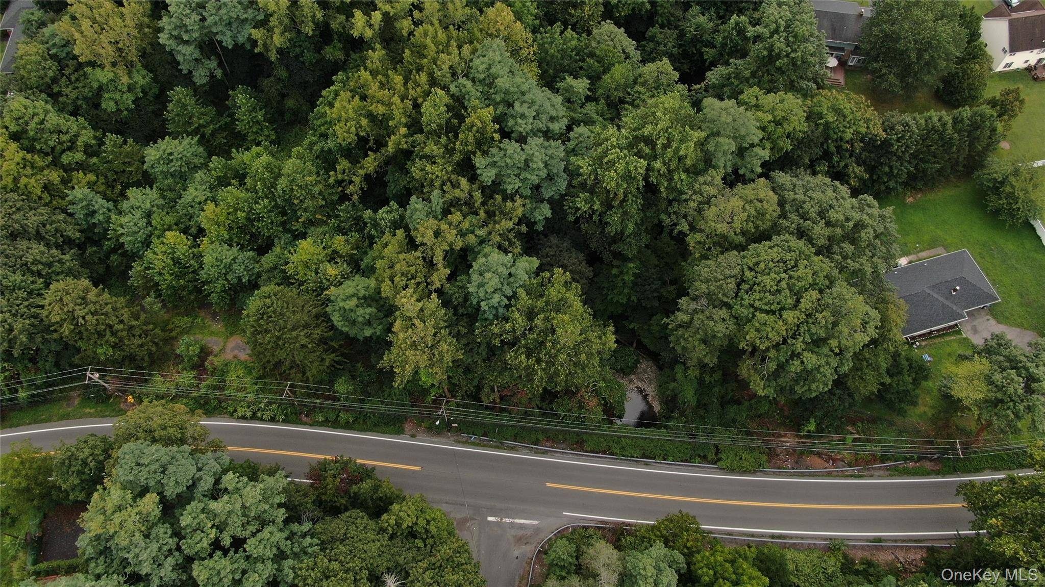 Over 3 acres of prime commercial land in New Windsor without paying the Newburgh prices !