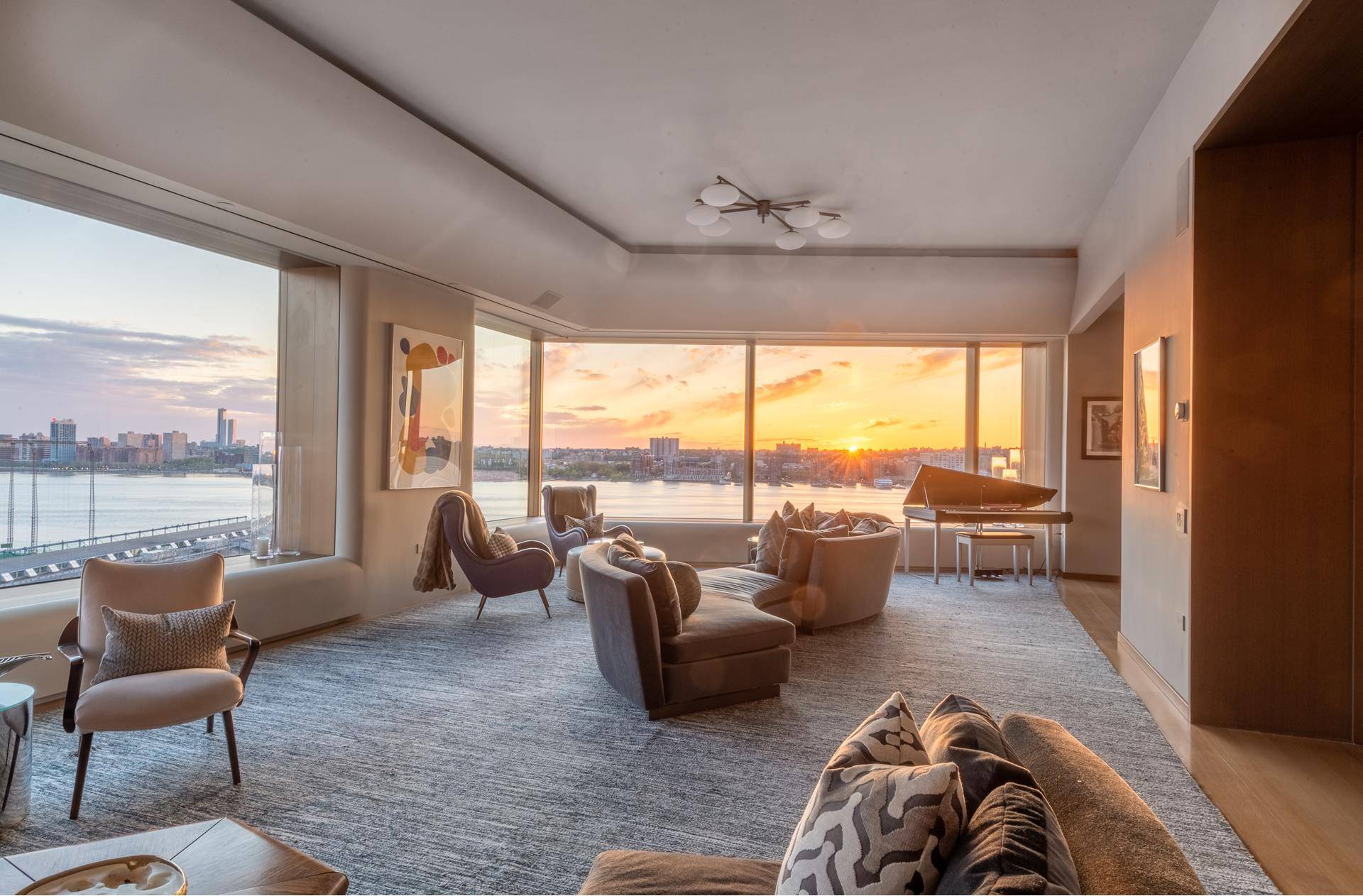 This fabulously designed residence in one of the most remarkable buildings in New York City will exceed expectations of the most discerning taste.