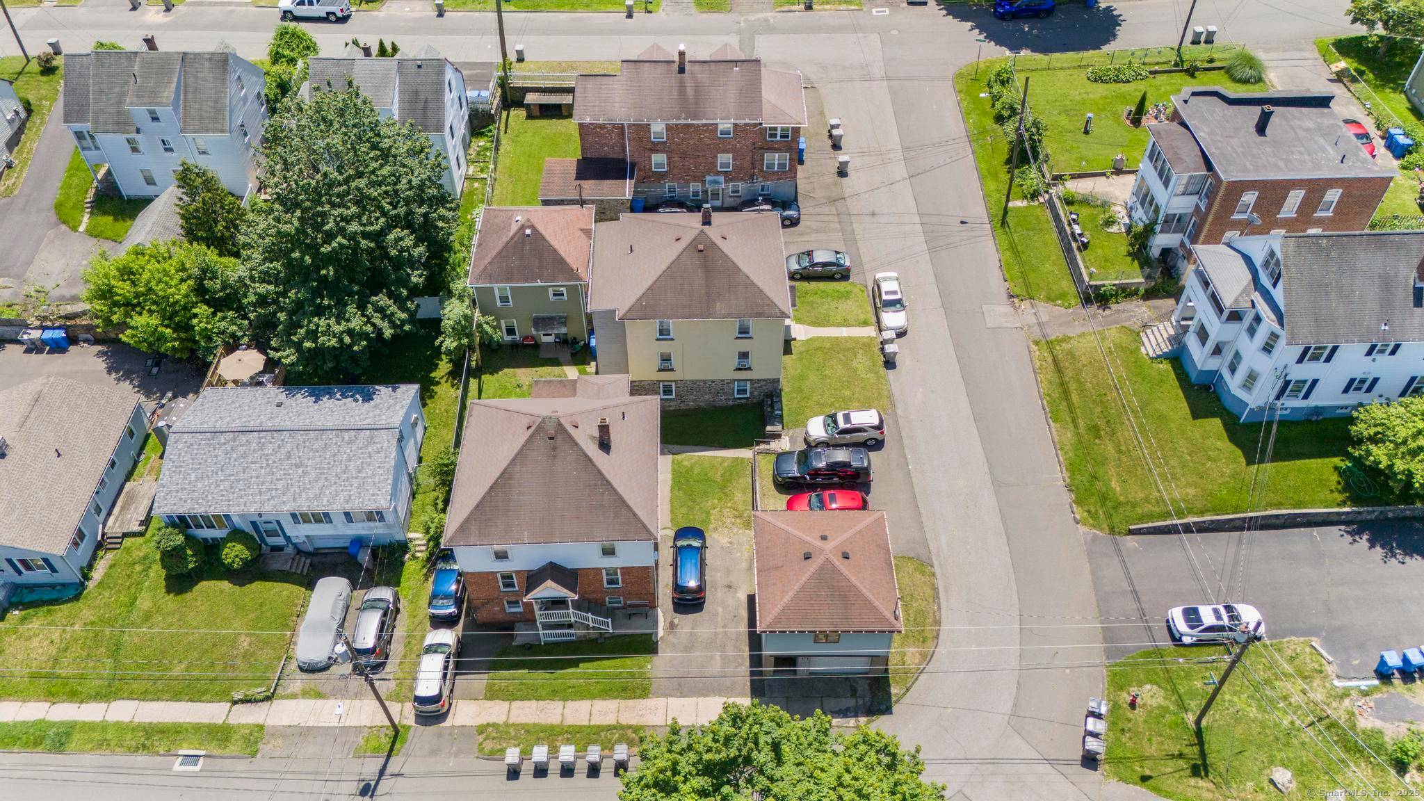 Investment opportunity in Bristol, CT 11 unit cash flowing portfolio consisting of one 5 unit one 3 unit and one 3 unit w a garage 1 additional unit being used ...