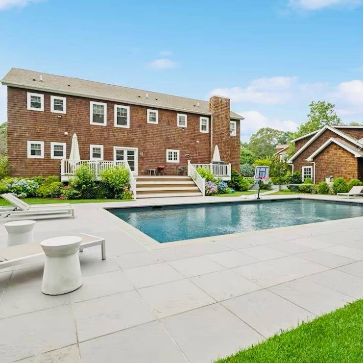 Discover a remarkable investment opportunity in the heart of Southampton !
