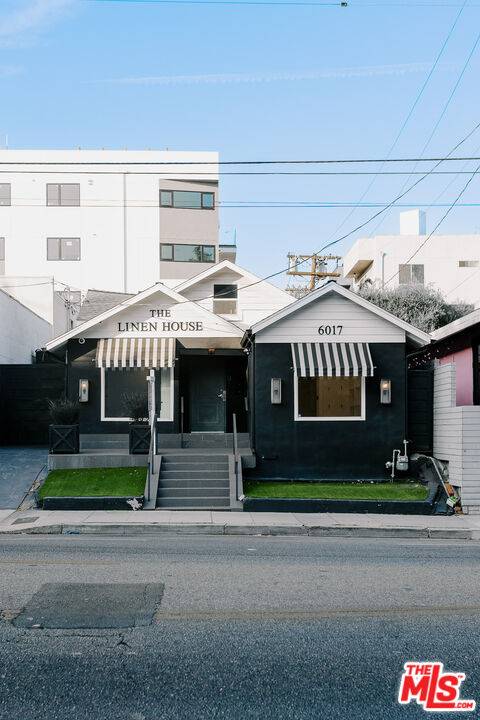 6017   Melrose Ave 3BR Hancock Park La
