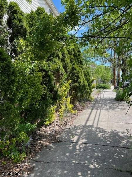 Fabyan Pl Newark City New Jersey Two-Story