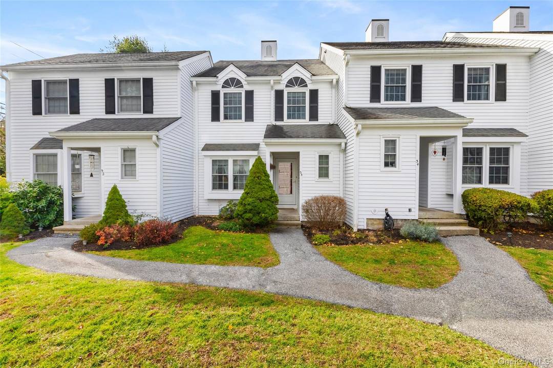 This beautifully updated 2 bedroom, 2.