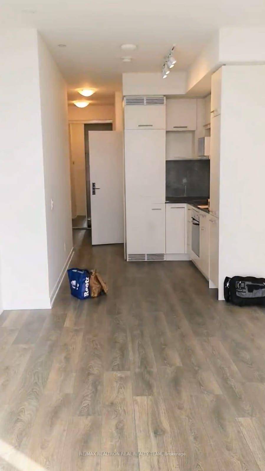 Amazing Clear View, Beautiful well cared for spacious bachelor apartment unit 401 Sq ft, plus open balcony in the highly sought after Noir Residence by Menkes.