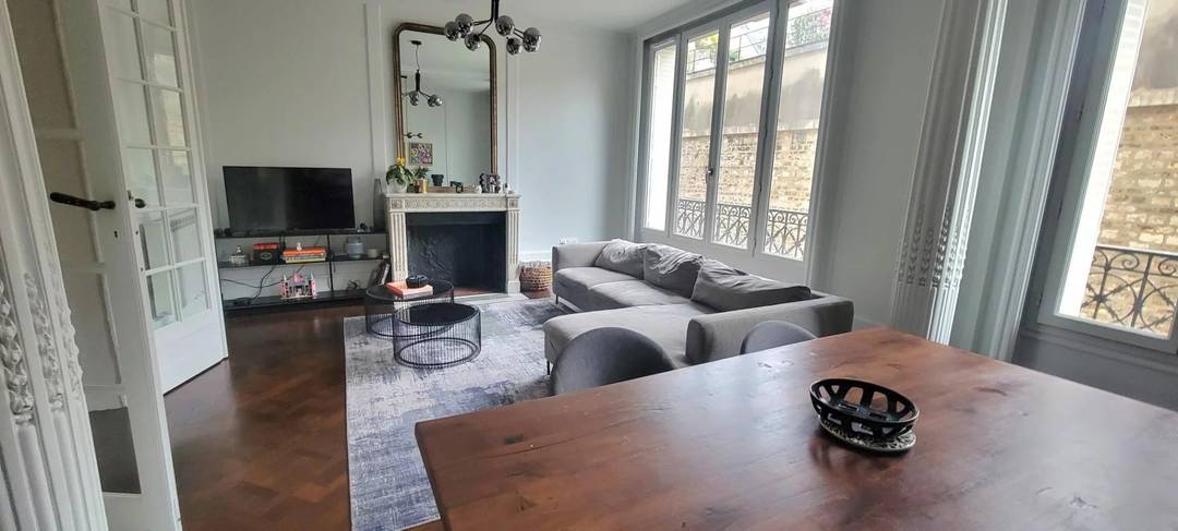 Lumière et élégance au cœur du 16ᵉ parisien