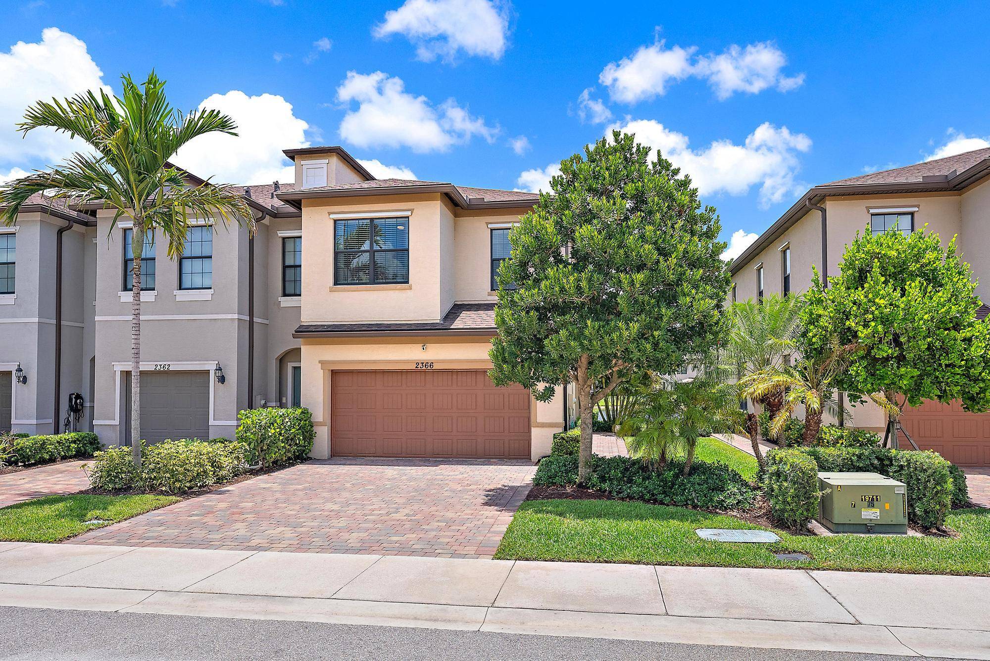 Beautifully maintained 3 bedroom, 2.