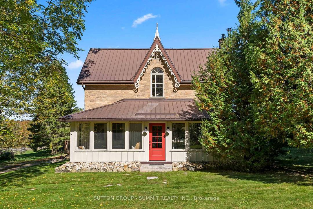 It's rare to find such a well cared for property, with these many amenities, and at this price.