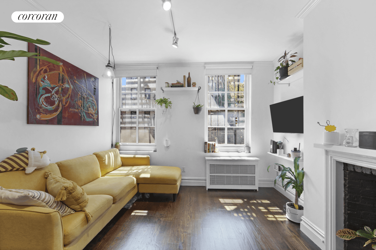 Updated One bedroom in Prime West Village locationApartment Features Natural light all day shining through gorgeous windows, western exposure Nice sized living space, including decorative fireplace Queen sized bedroom w ...