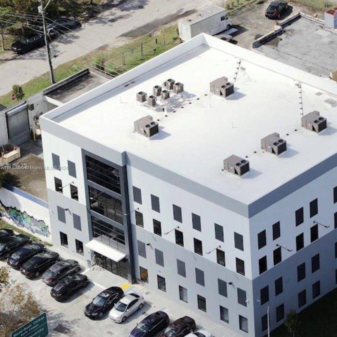 15, 000 SF office building, 60 feet high.