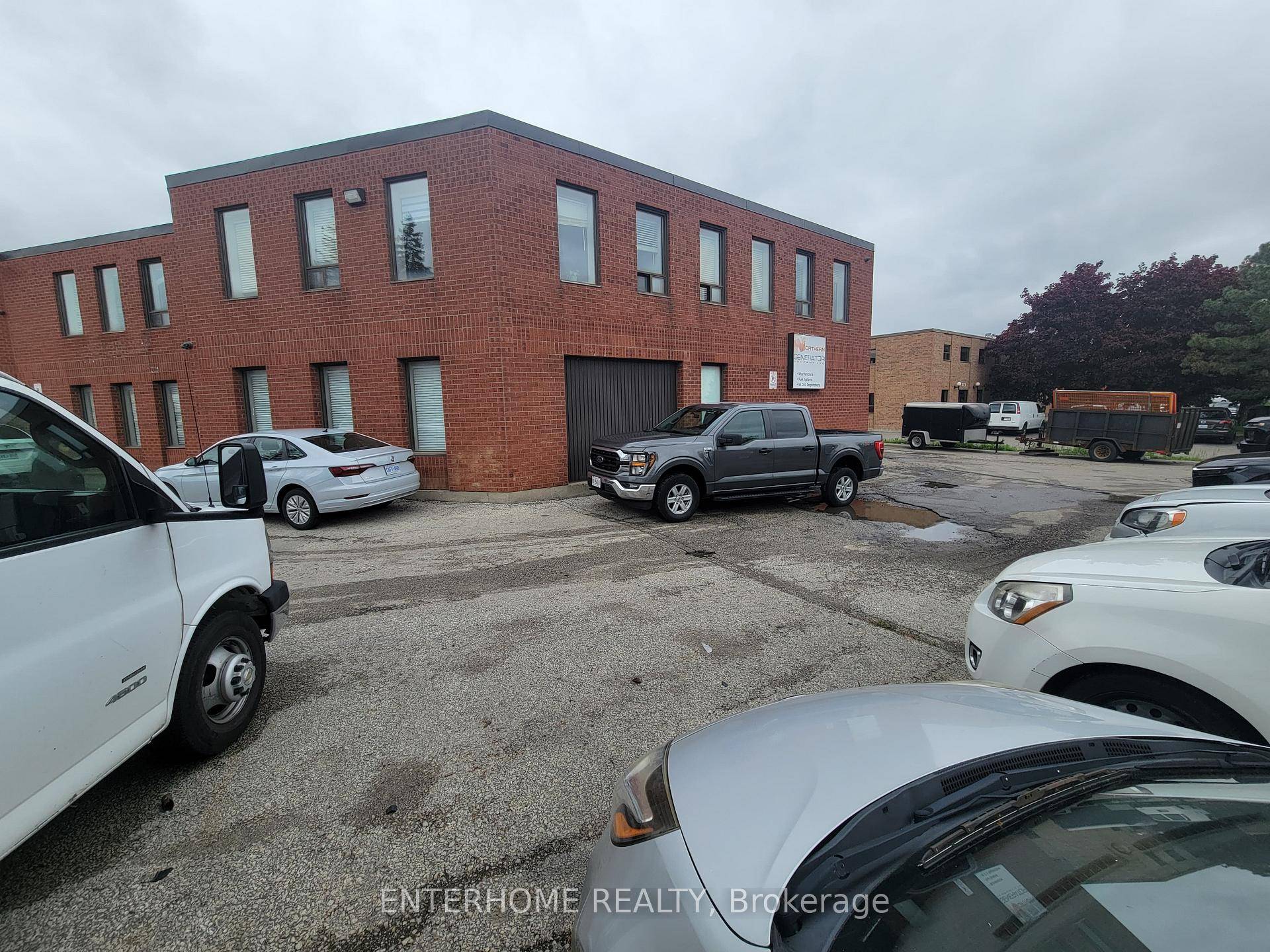 Large Industrial Unit In The High Demand West Woodbridge Area.