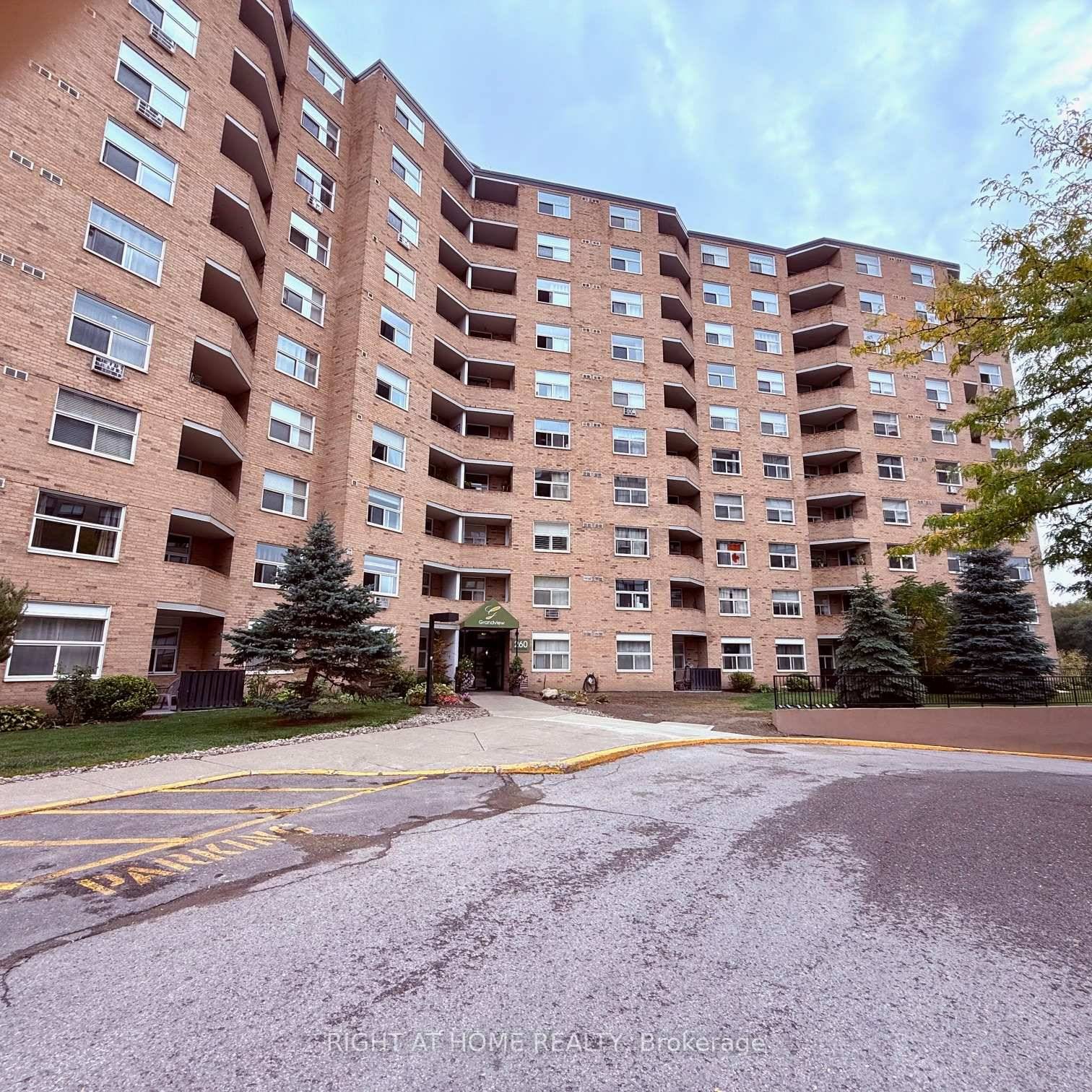 Welcome To A Bright, South West Facing Large 1 Bedroom, 1 Washroom Condo In The Heart Of Newmarket.