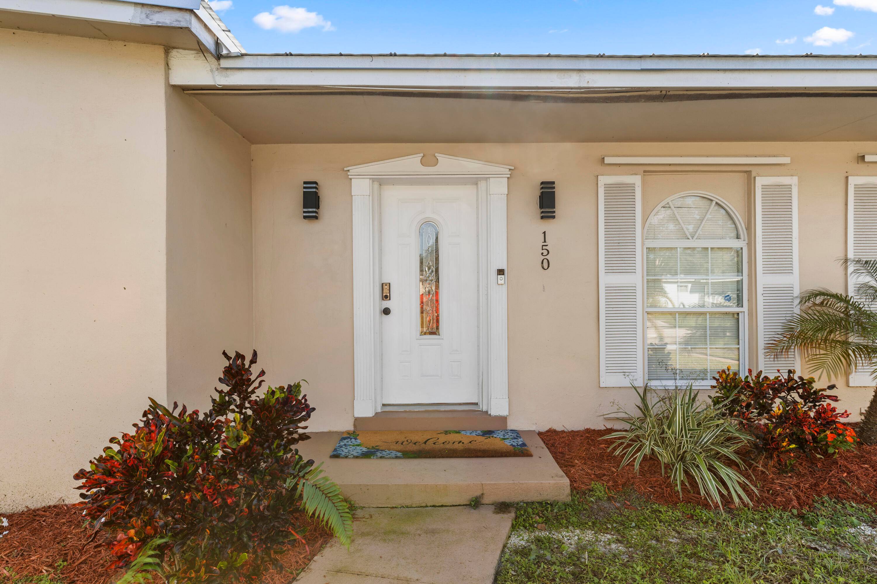 Attention Snowbirds ! ! Turn Key pool home ready for occupancy !