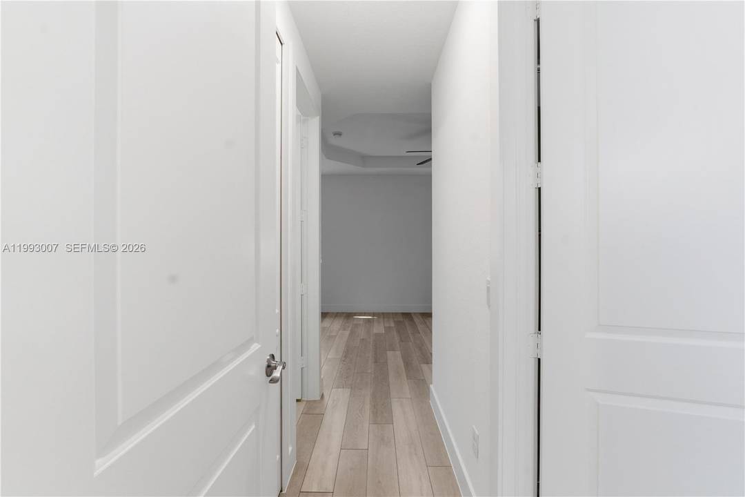 Welcome to this beautifully maintained 3 bedroom, 2.