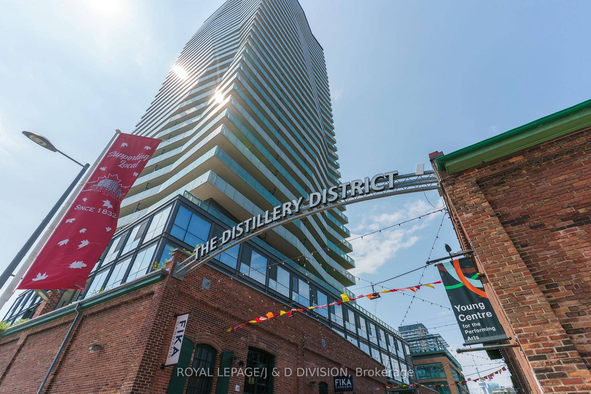 SHORT TERM Lease Sept 1st 2025 to April 30th 2026 This COZY NEST IN THE SKY could be your escape for the next 8 months !