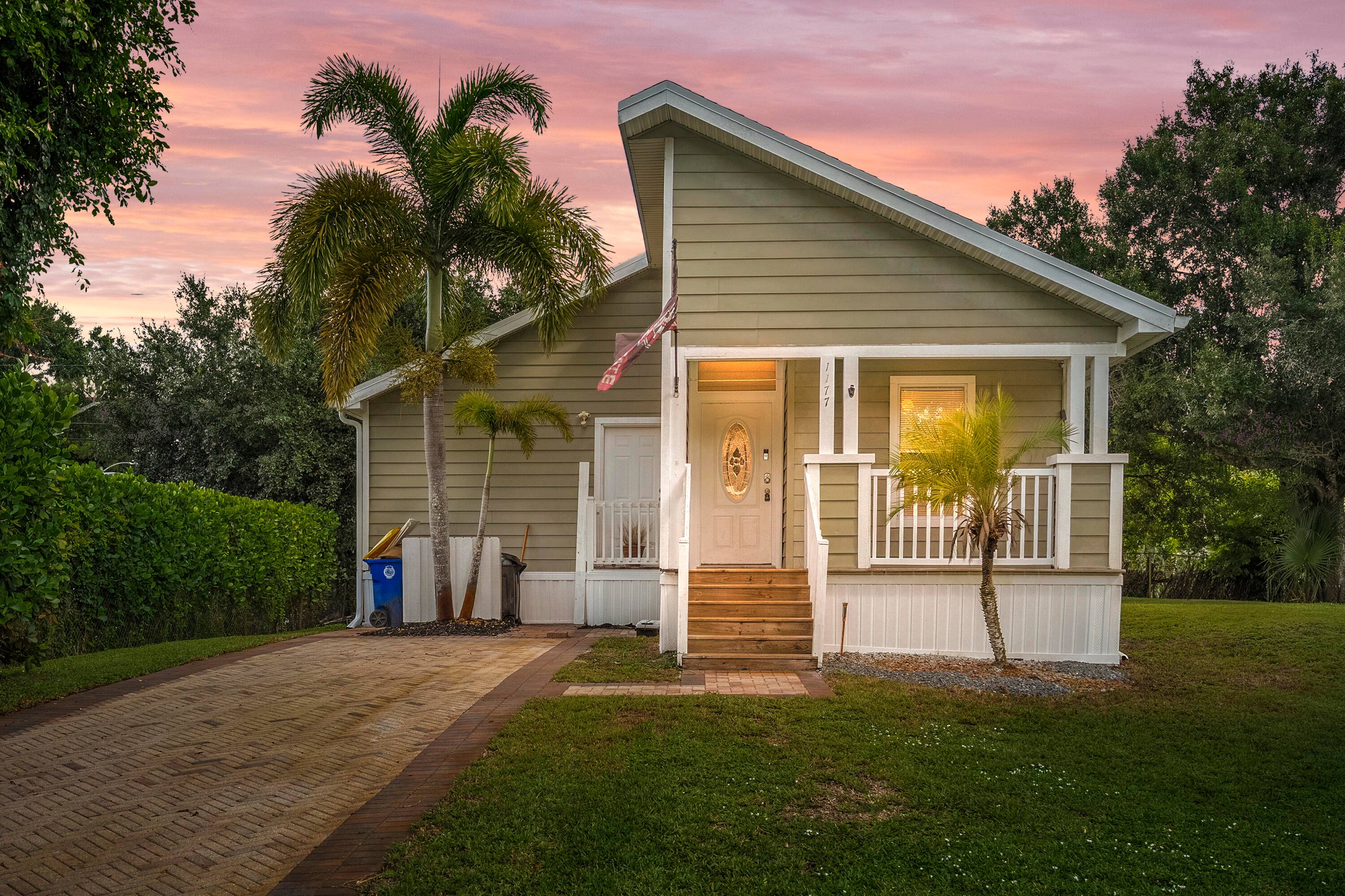 1177 SW Buckskin Trail Palm Beach